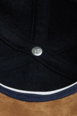 Bicolour navy blue and camel wool blend cap