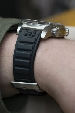 Black French Flair divers’ automatic sport watch