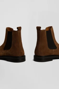 Brown cowhide leather Chelsea boots