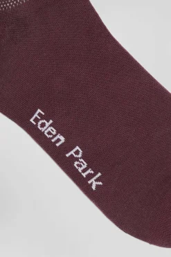 Burgundy socks with knit plays in stretch cotton