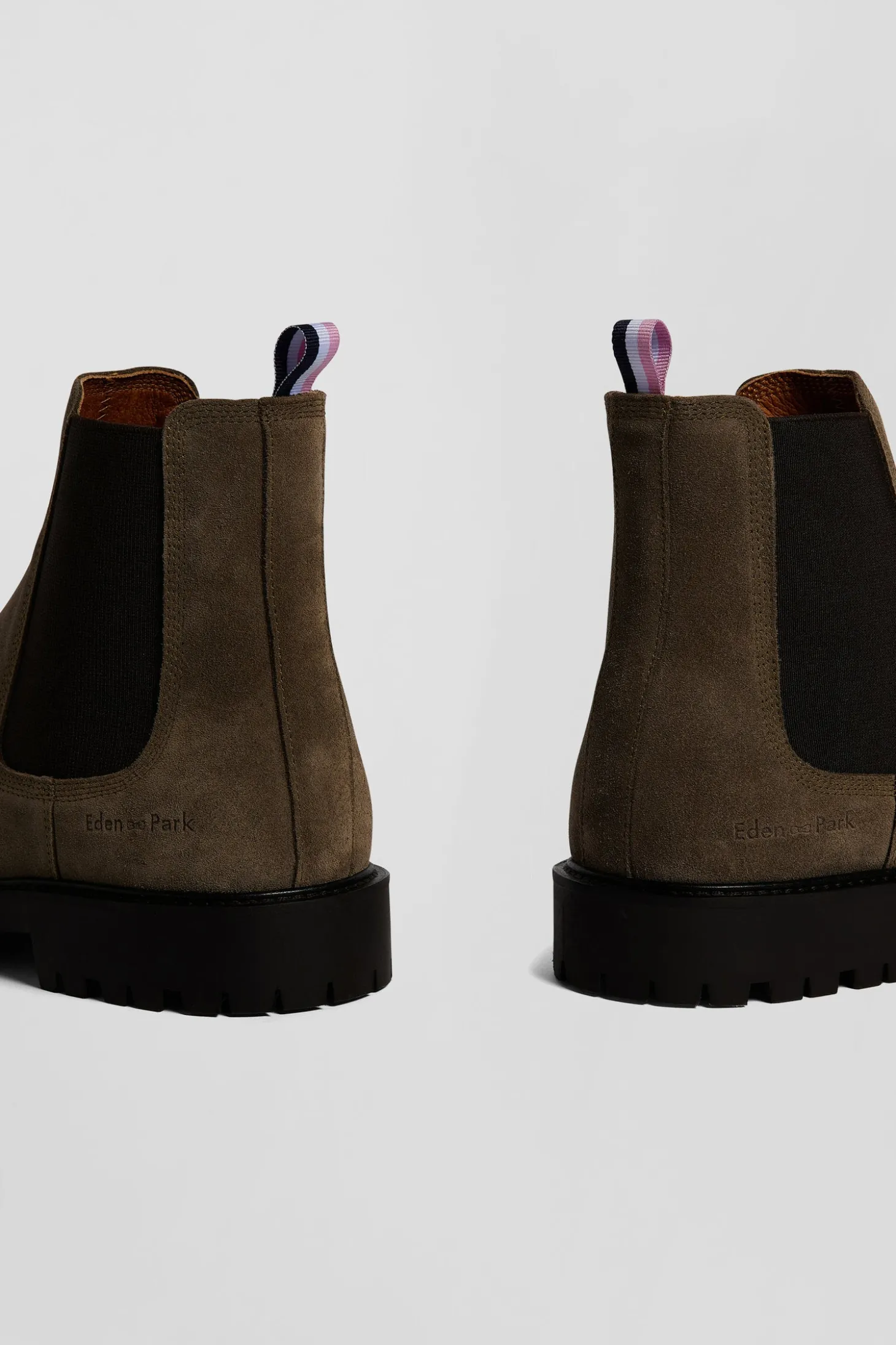 Chunky sole grey leather Chelsea boots