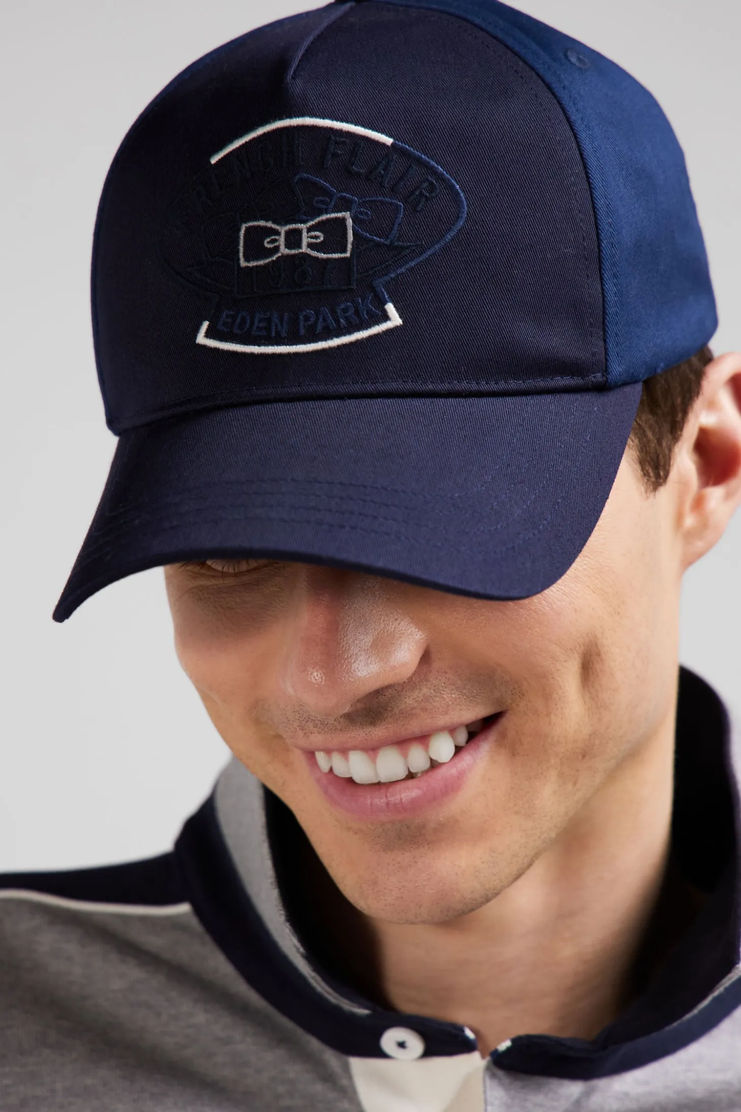 Dark blue bicolour cotton cap