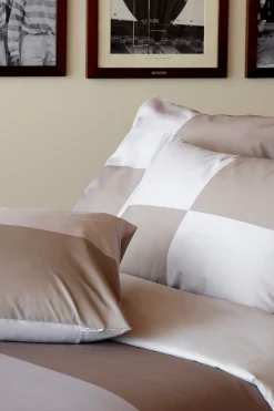 Duo of square barbarian pillow case - grey
