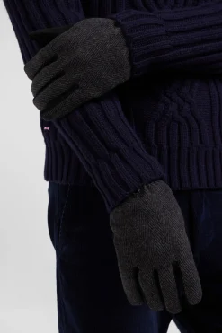 Men's black leather gloves