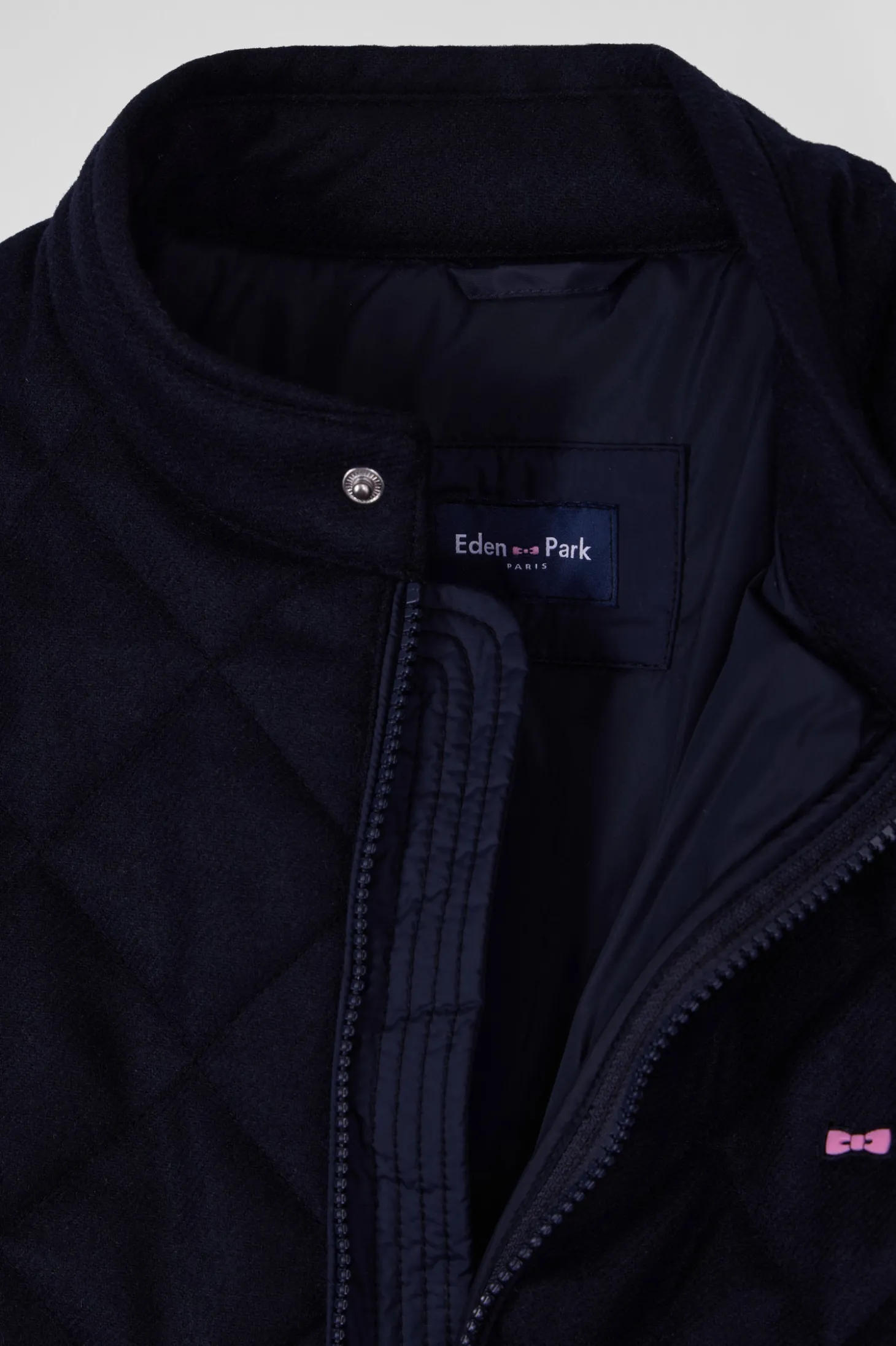 Navy blue long-sleeved double quilted high collar down jacket
