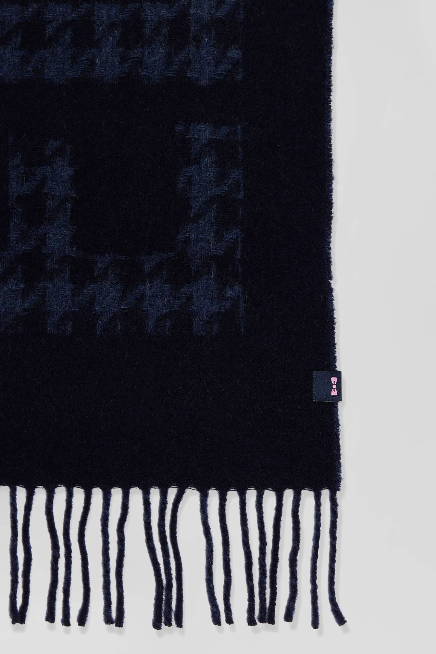 Navy blue mixed wool scarf with Eden Park jacquard lettering