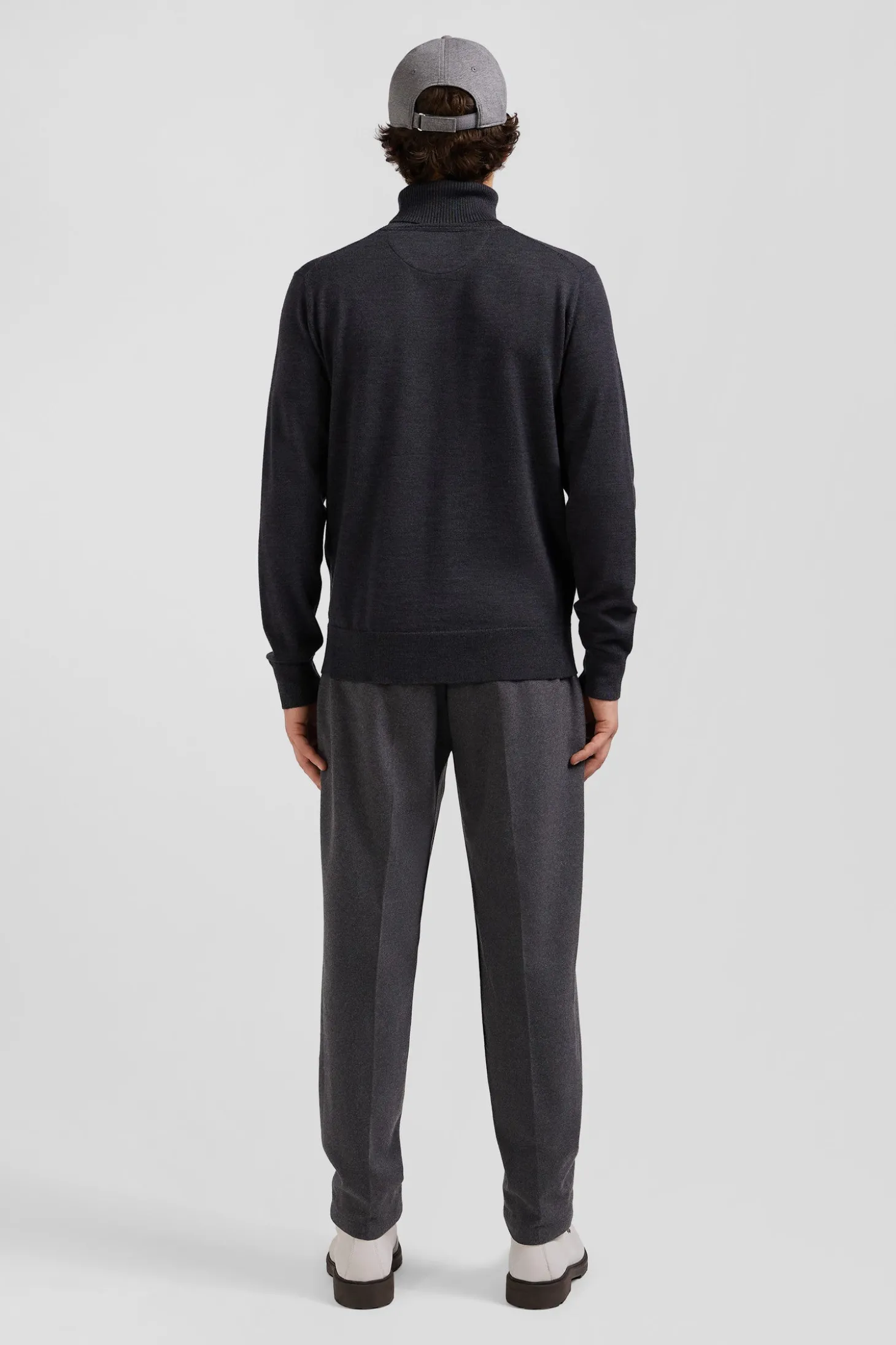 Regular anthracite grey merino wool turtleneck jumper