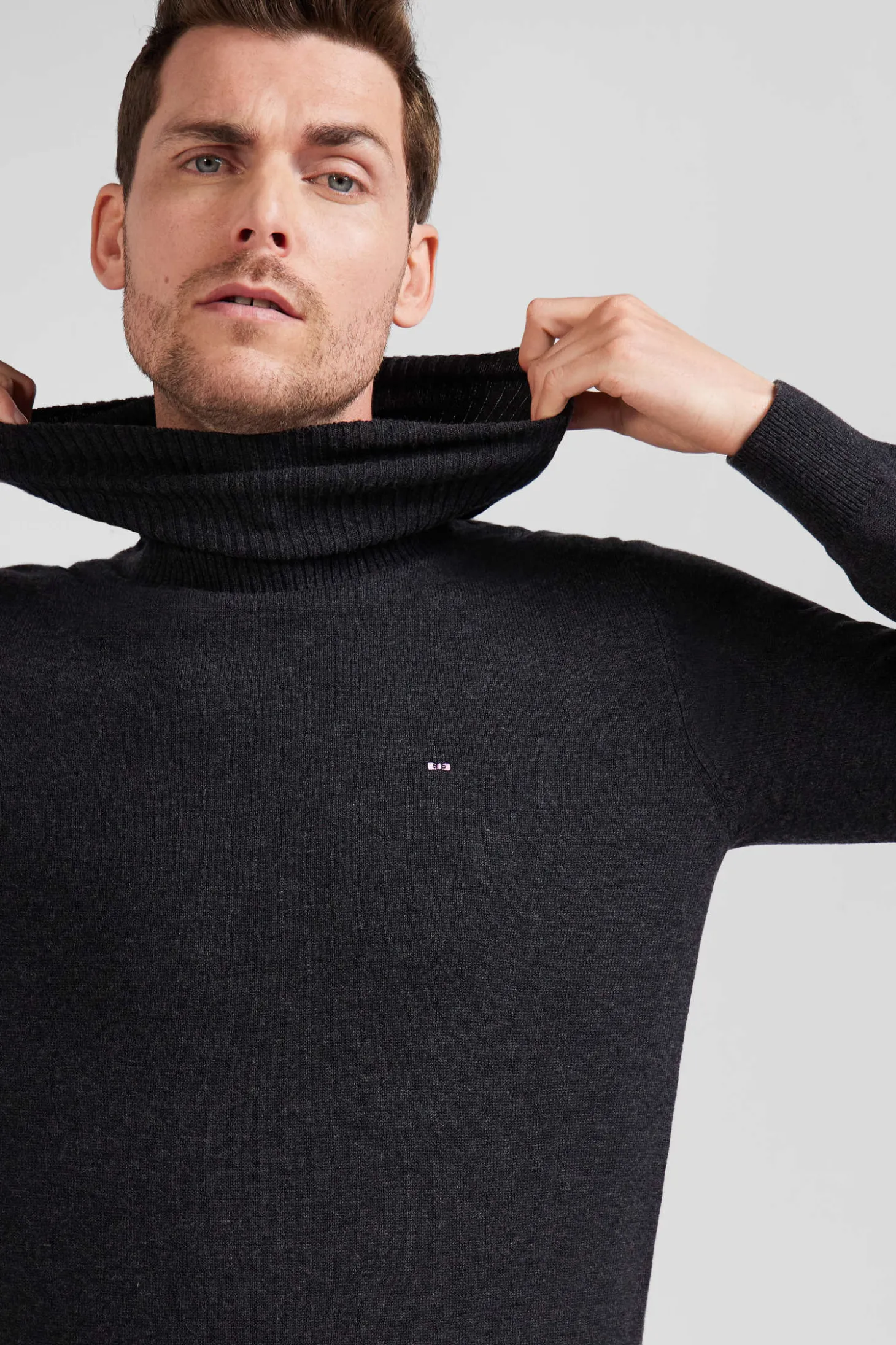 Regular anthracite grey wool and cotton turtleneck jumper