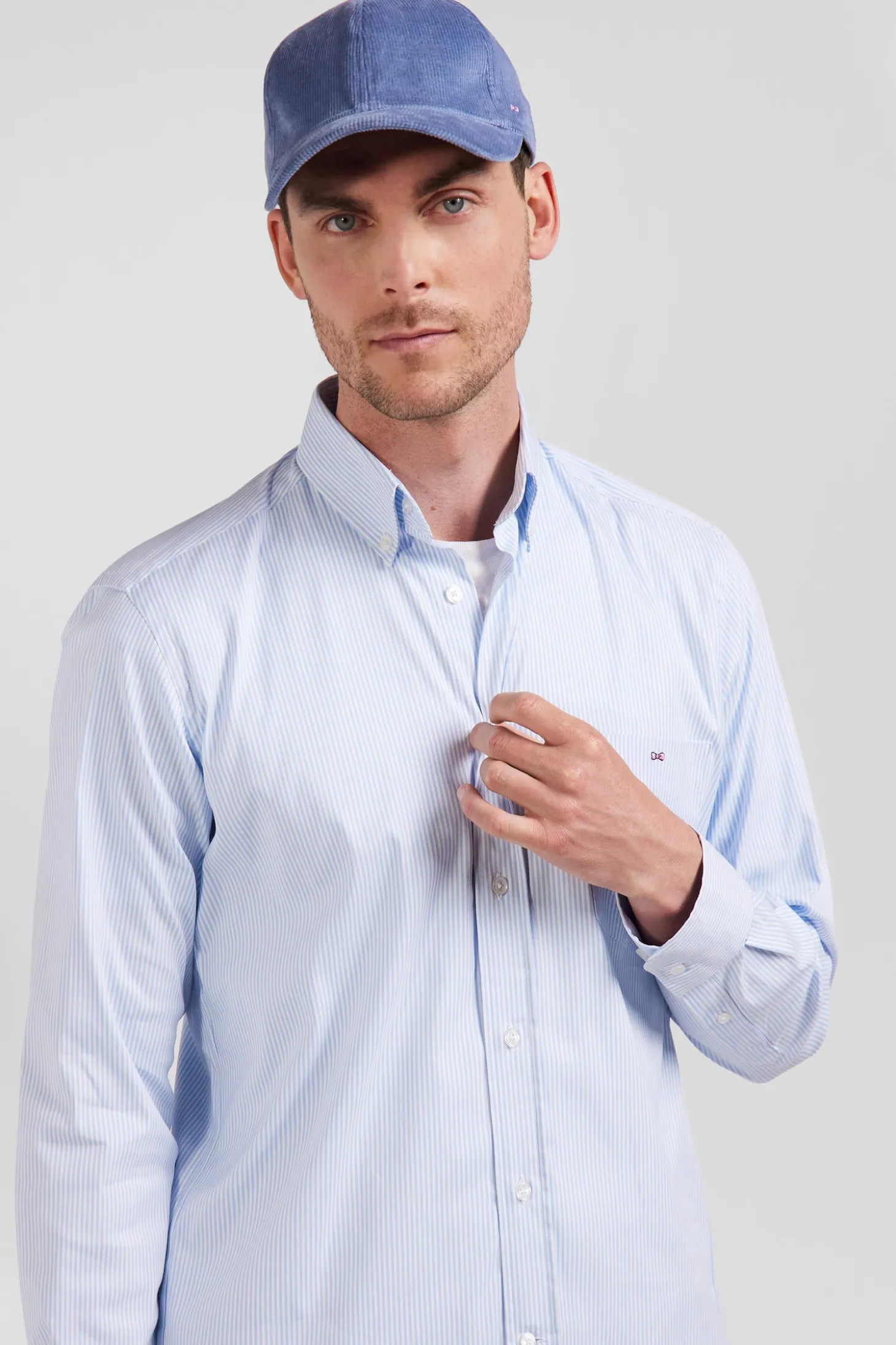 Regular blue cotton poplin shirt with baton stripes