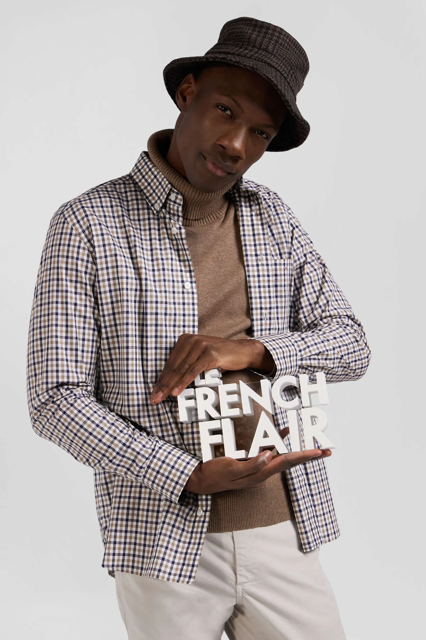 Regular brown and white checked cotton poplin shirt