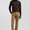 Regular brown chino trousers in stretch cotton gabardine