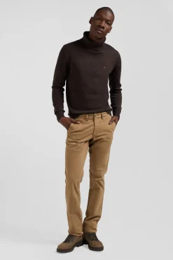 Regular brown chino trousers in stretch cotton gabardine