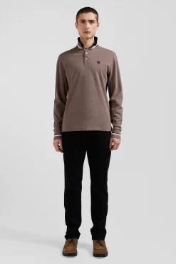 Regular brown long-sleeved cotton piqué polo shirt with rubber badge