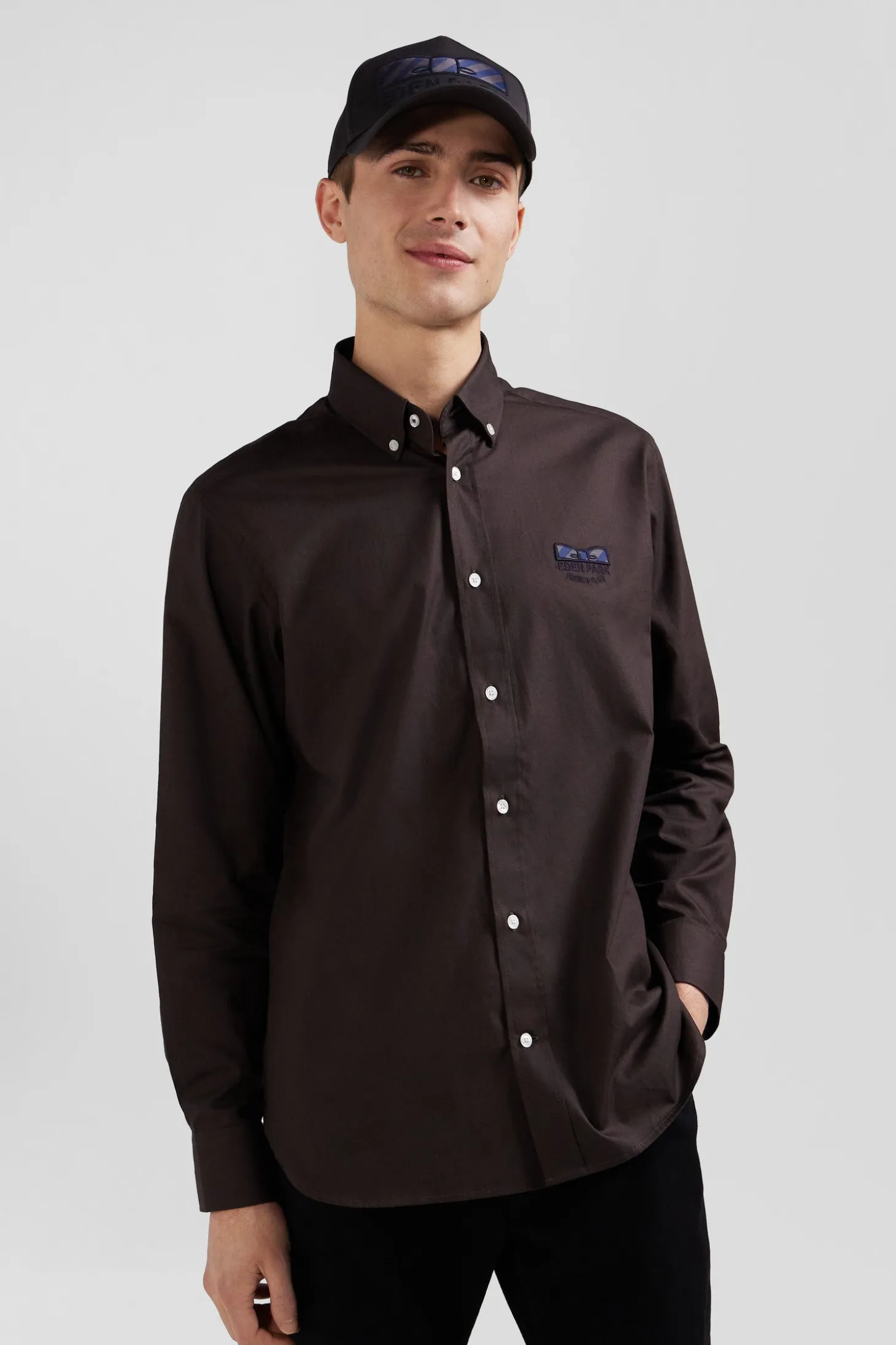 Regular brown oxford cotton shirt with striped bow tie detail