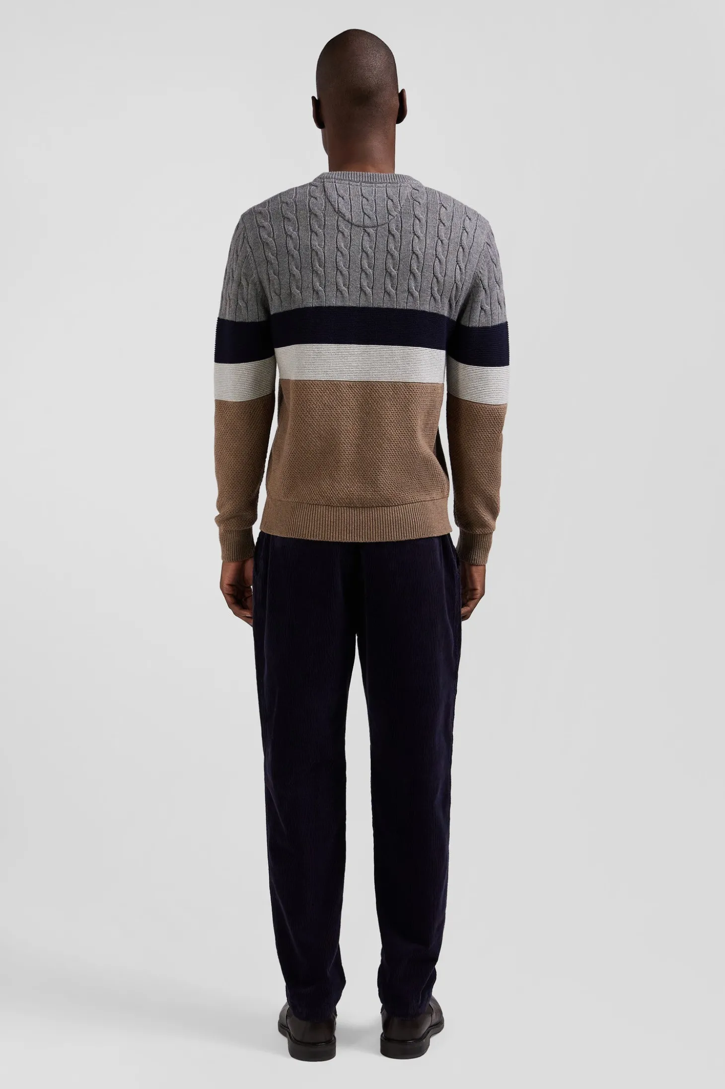 Regular brown wool and cotton crew neck jumper with knit patterns