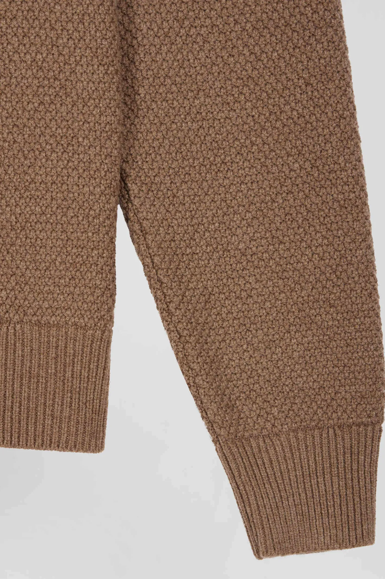 Regular brown wool and cotton crew neck jumper with knit patterns