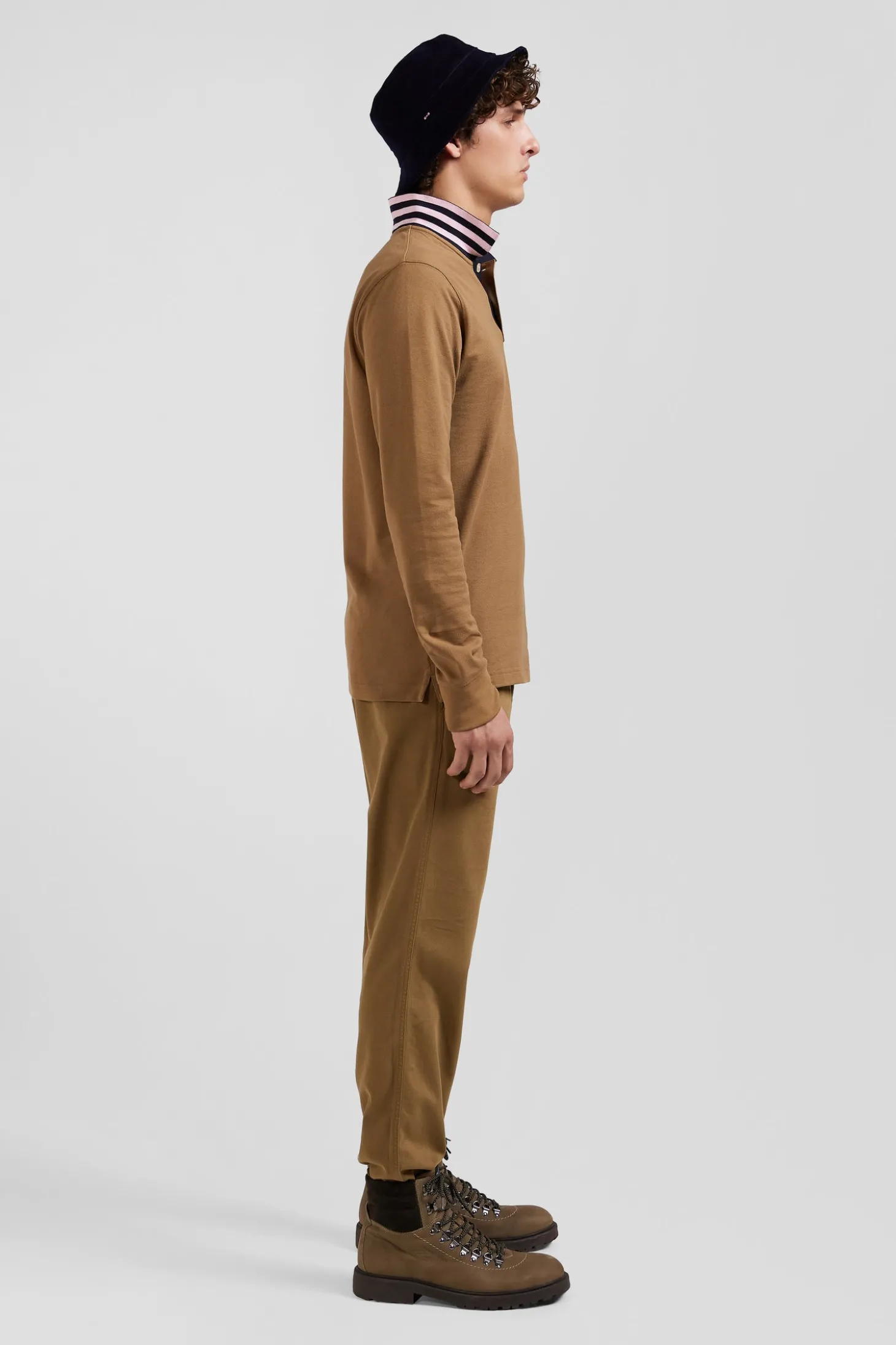Regular camel long-sleeved cotton piqué polo shirt with striped collar
