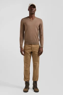 Regular camel wool and cotton V-neck jumper with striped details