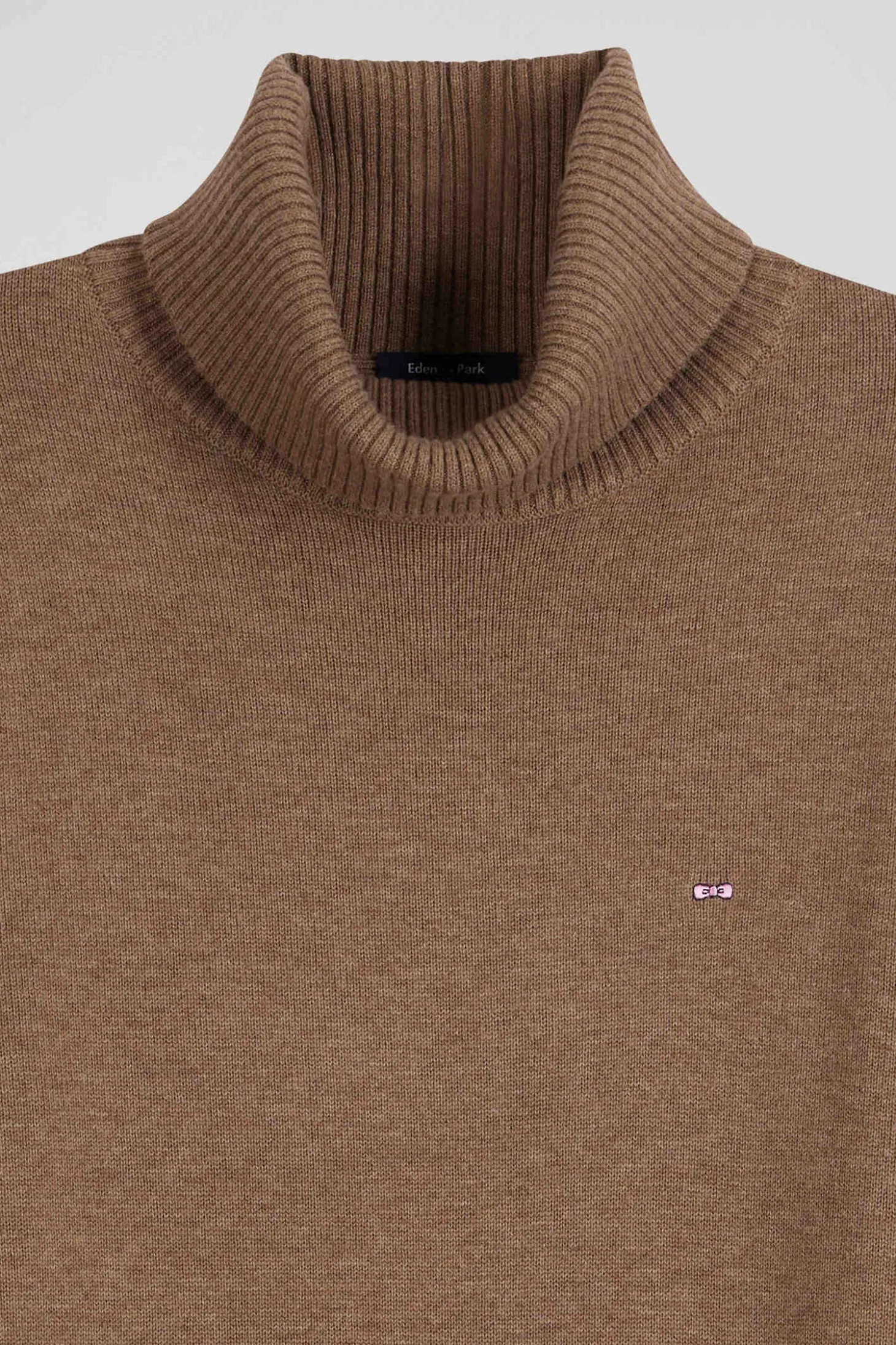 Regular camel wool and cotton turtleneck jumper