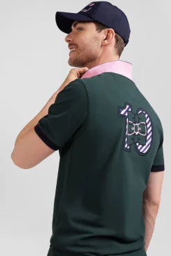 Regular green short-sleeved cotton piqué polo shirt with striped embroidery