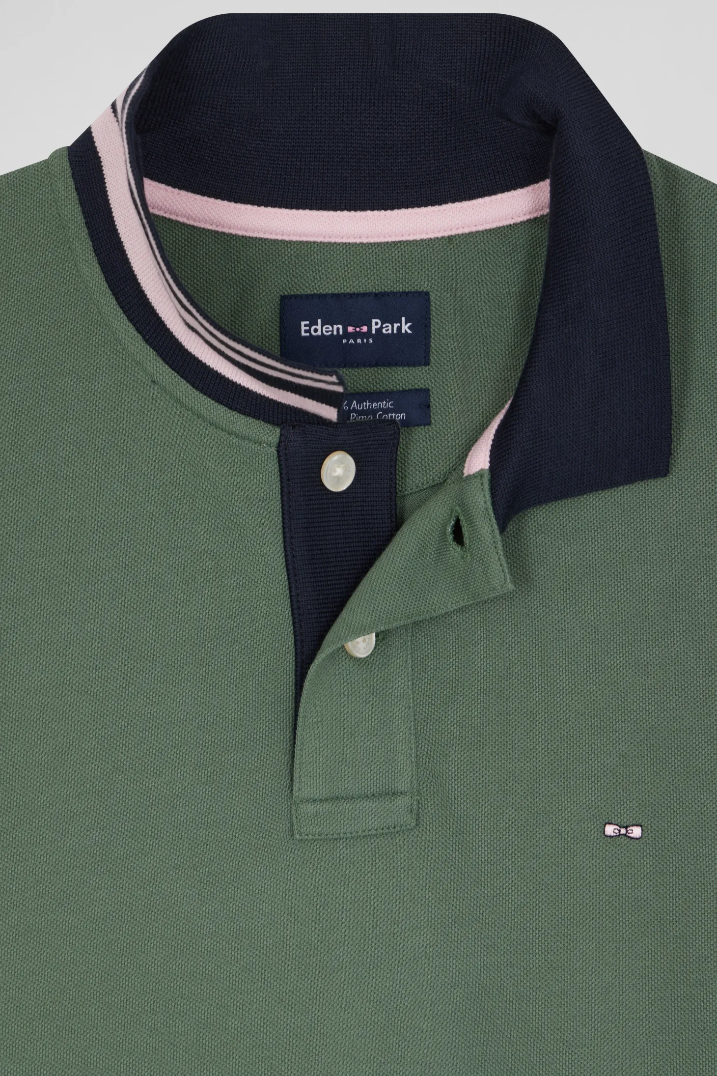Regular green short-sleeved cotton piqué polo shirt with contrasting details