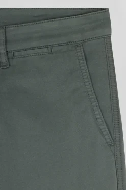 Regular grey chino trousers in stretch cotton gabardine