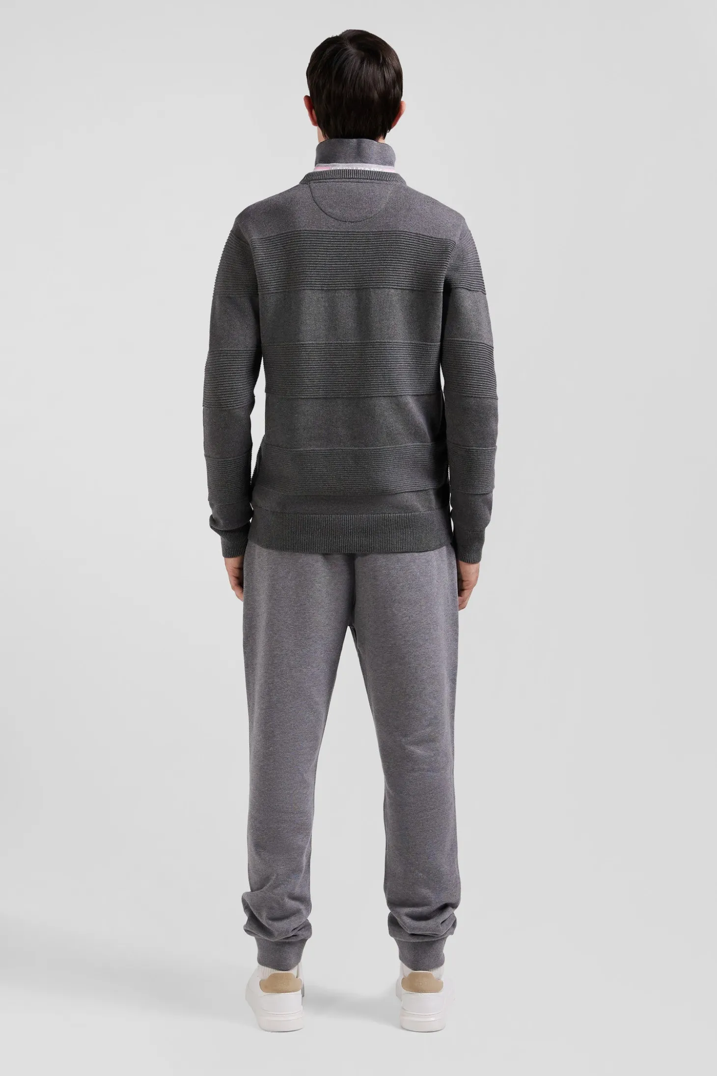 Regular grey cotton crew neck jumper with knit patterns