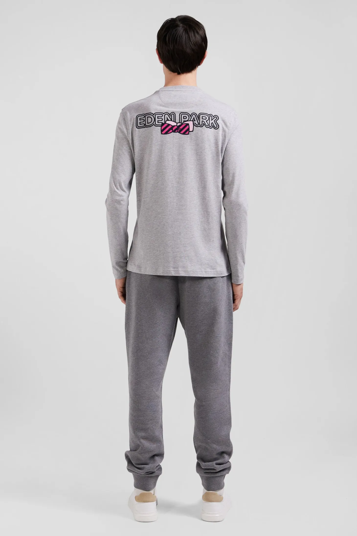 Regular grey long-sleeved cotton T-shirt with striped bow tie embroidery