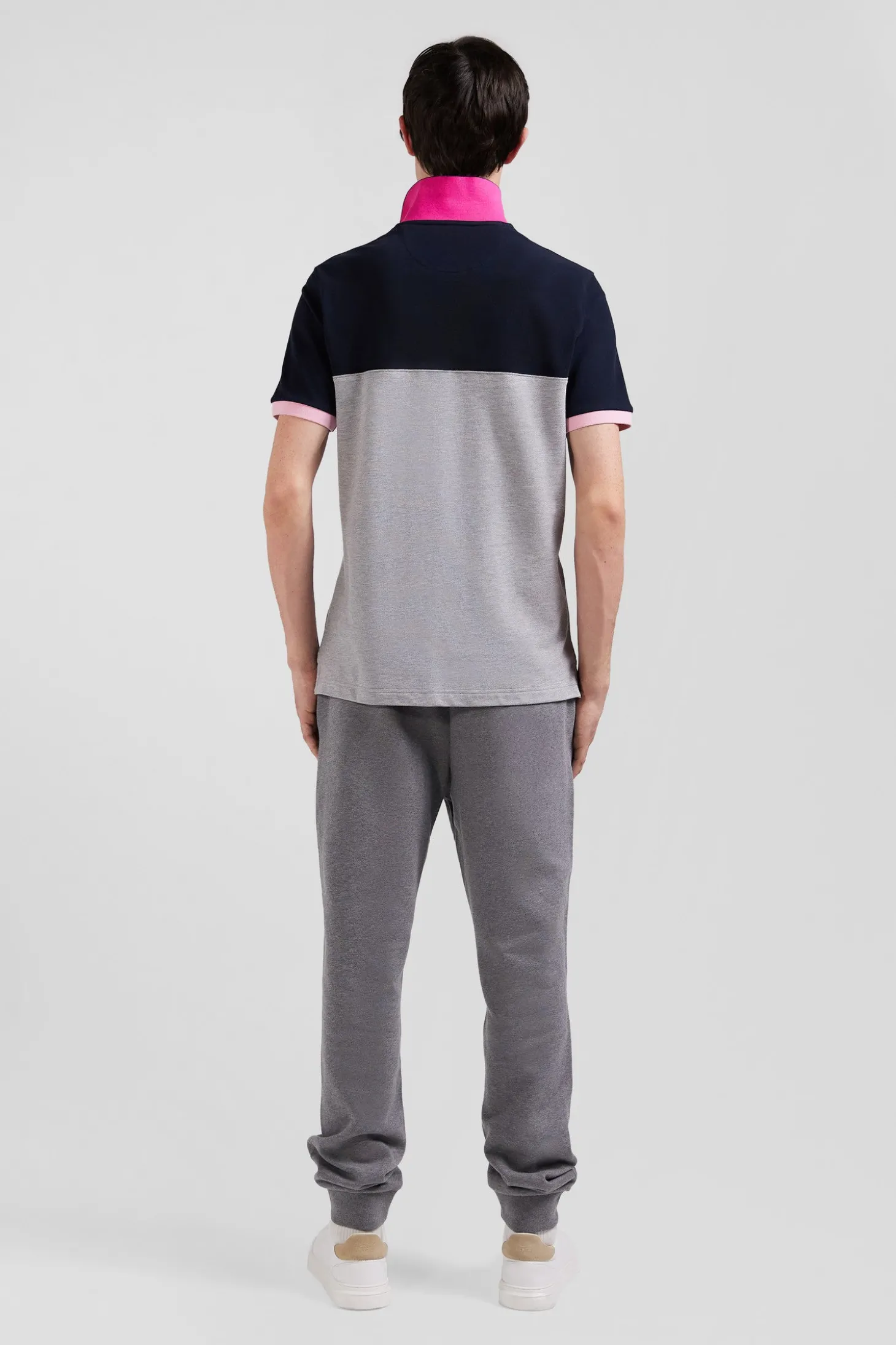 Regular grey short-sleeved cotton piqué polo shirt with bow tie embroidery and contrasting details
