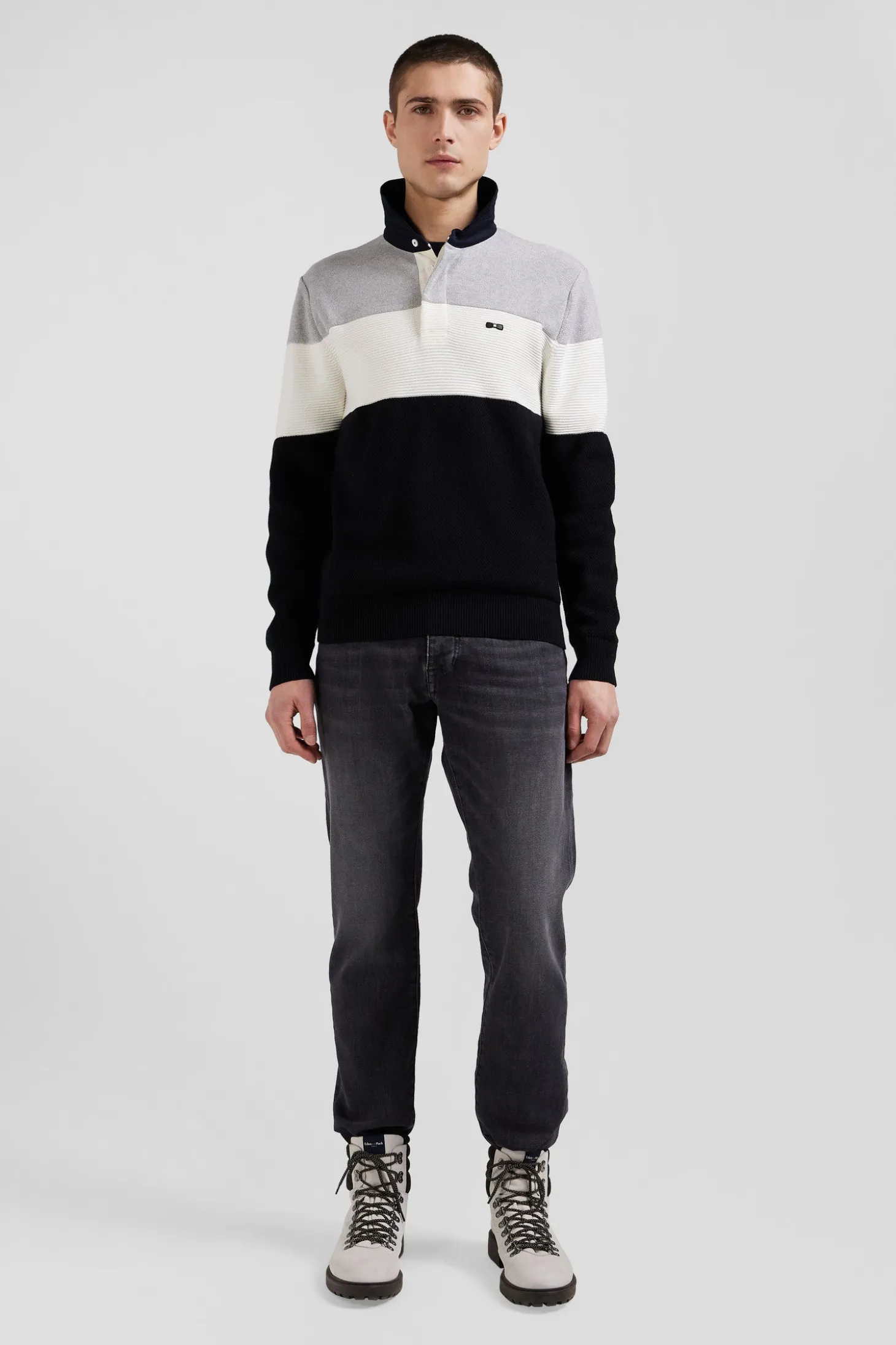 Regular grey wool and cotton jumper with knit patterns and rugby shirt collar