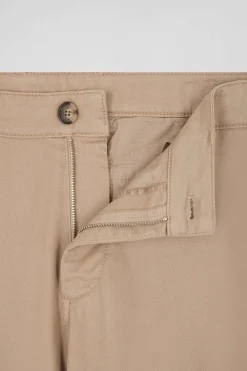 Regular hemp-coloured stretch cotton piqué and modal chino trousers