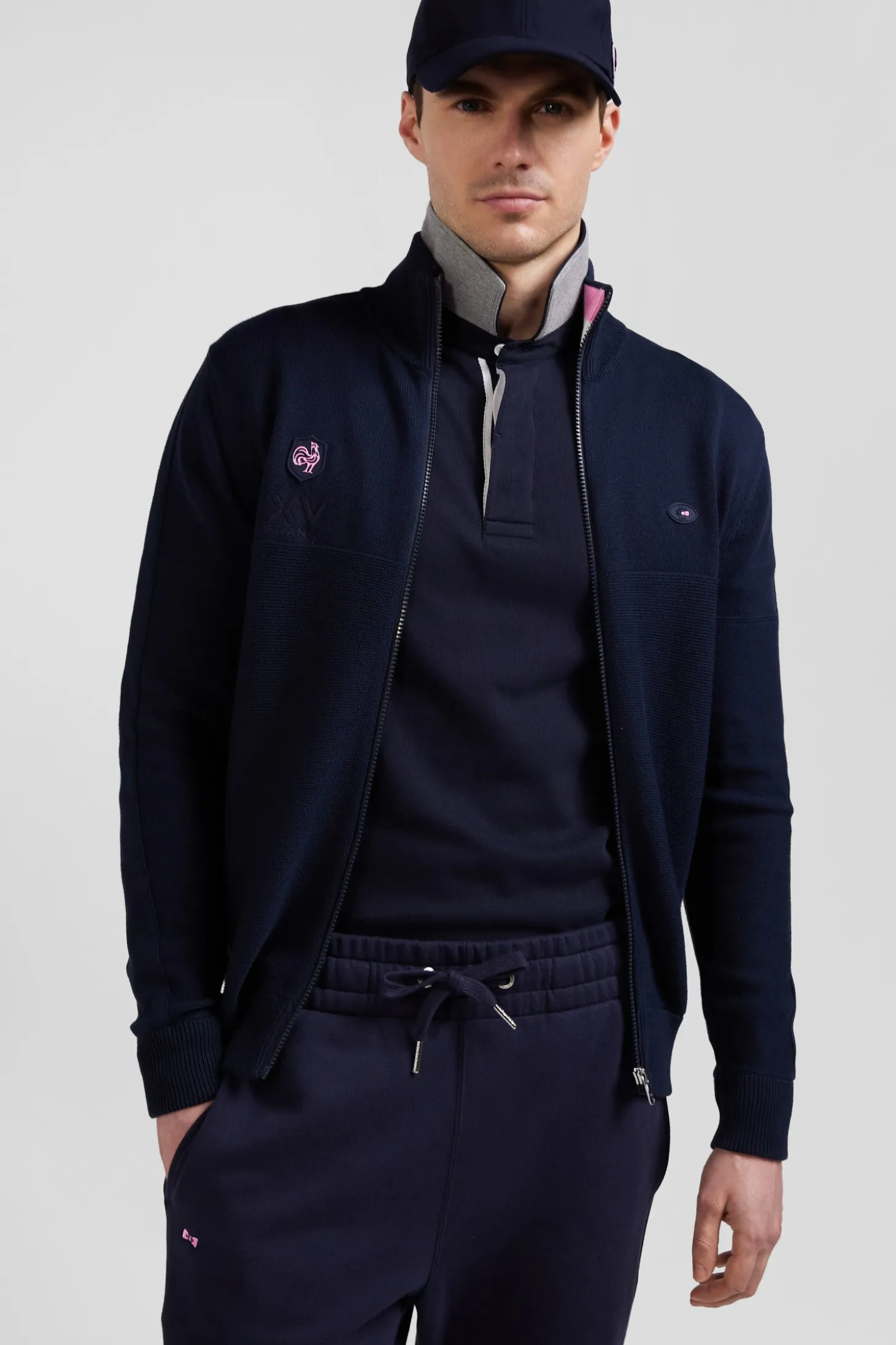 Regular navy blue cotton zipped cardigan with XV de France rubber badge and tricolour details