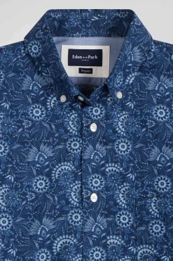 Regular navy blue cotton shirt with graphic print