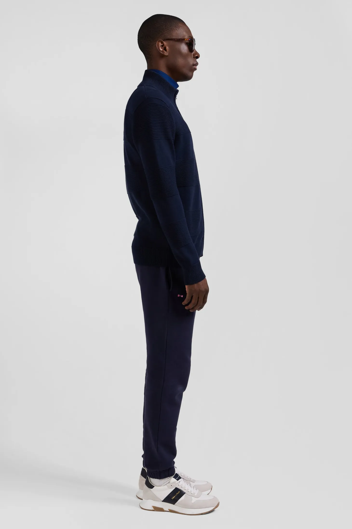 Regular navy blue plain cotton zipped cardigan with knit patterns