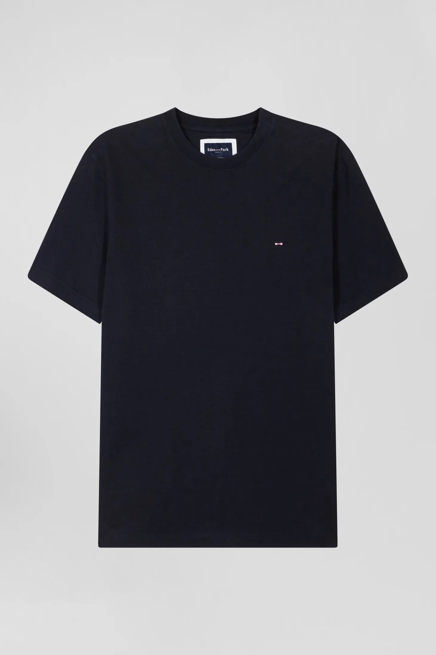 Regular navy blue short-sleeved cotton T-shirt with back patch