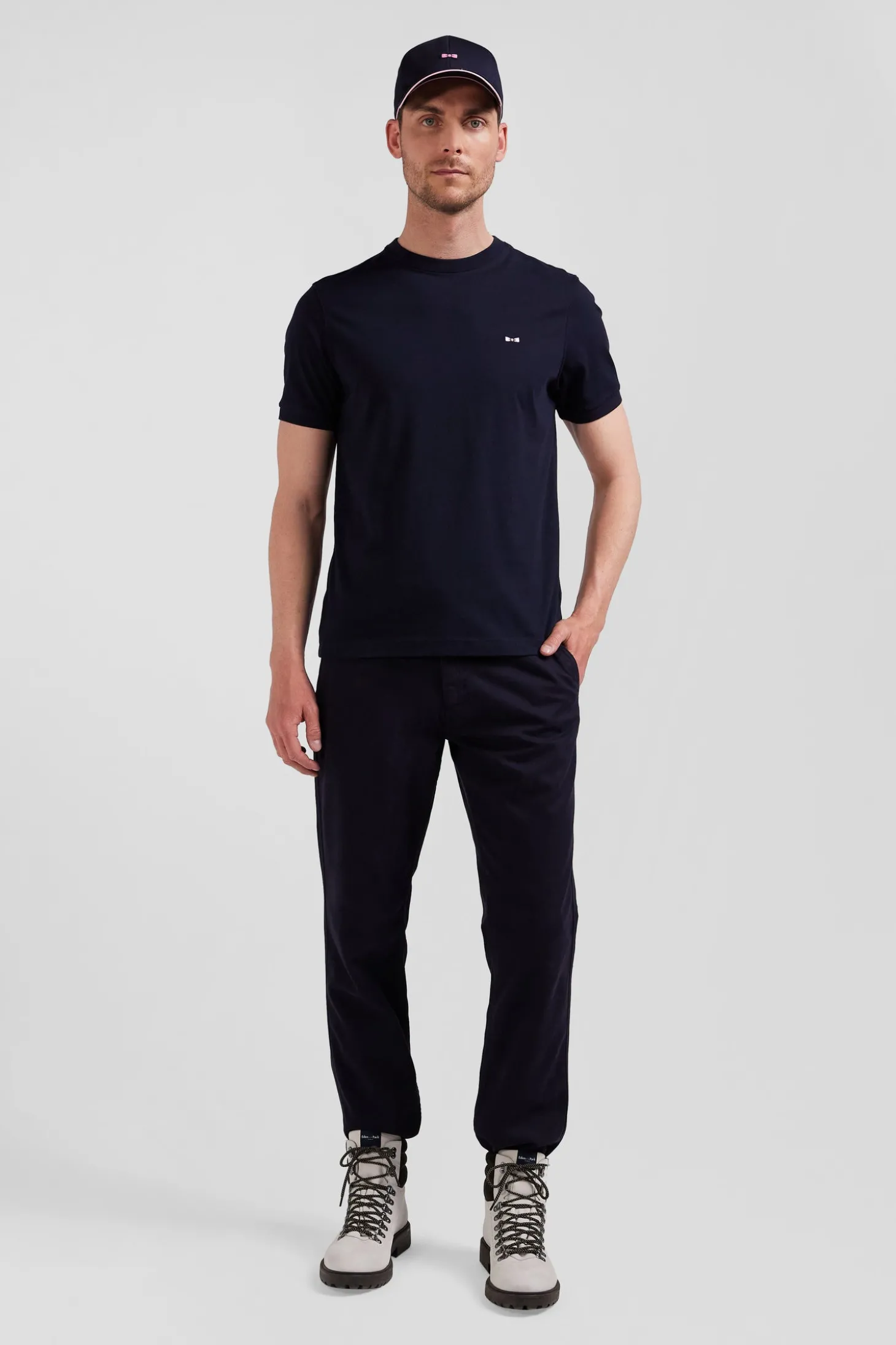 Regular navy short-sleeved cotton T-shirt with back emblem embroidery