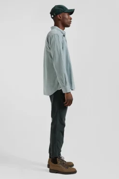 Regular plain aqua green cotton shirt with button-down collar and chest pocket