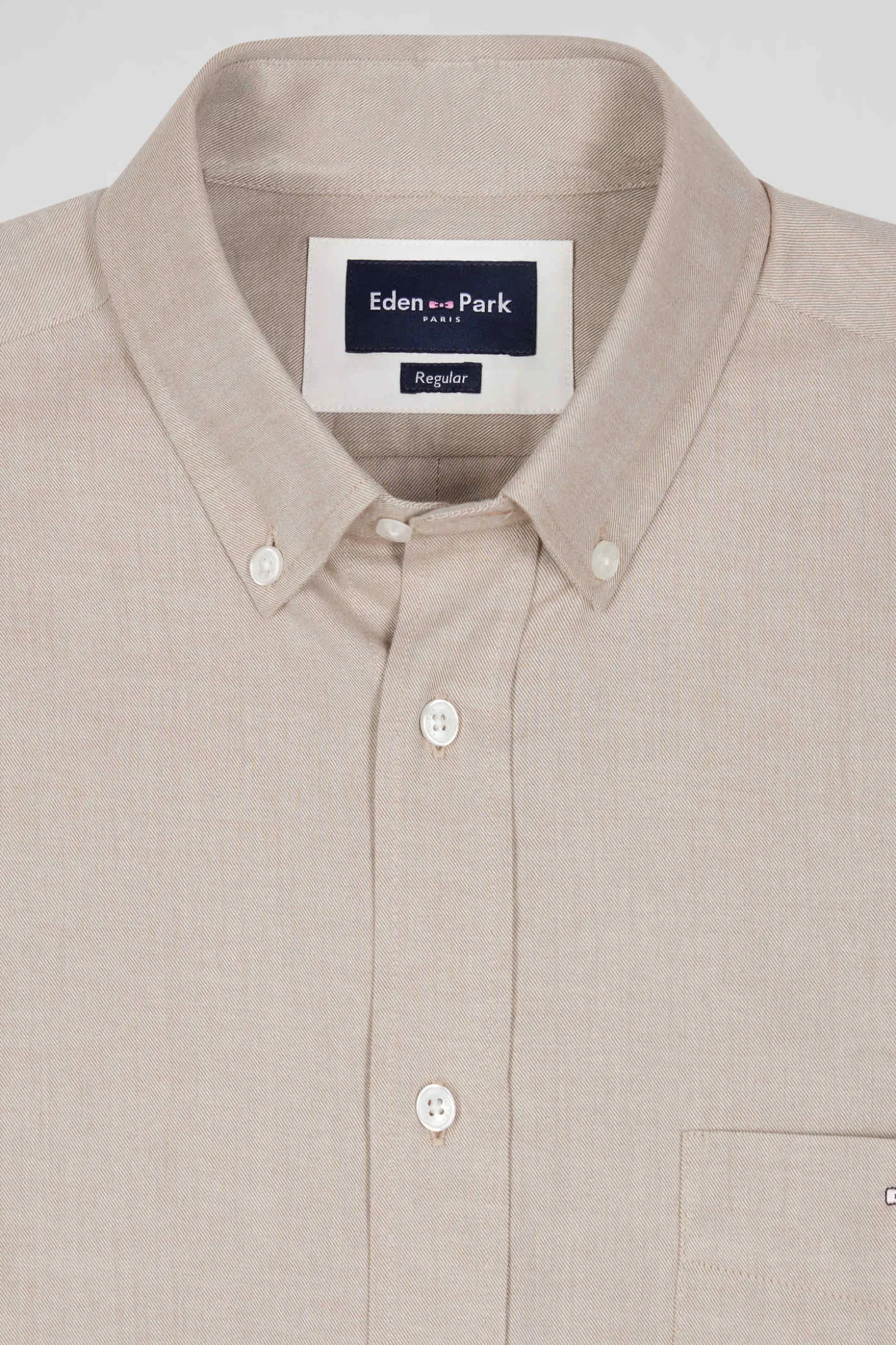 Regular plain brown cotton twill shirt with button-down collar