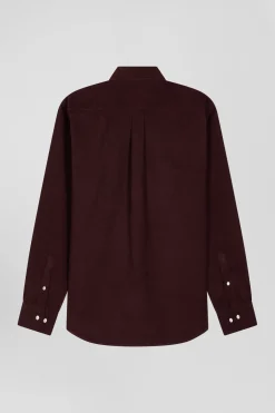 Regular plain burgundy cotton shirt with button-down collar and chest pocket