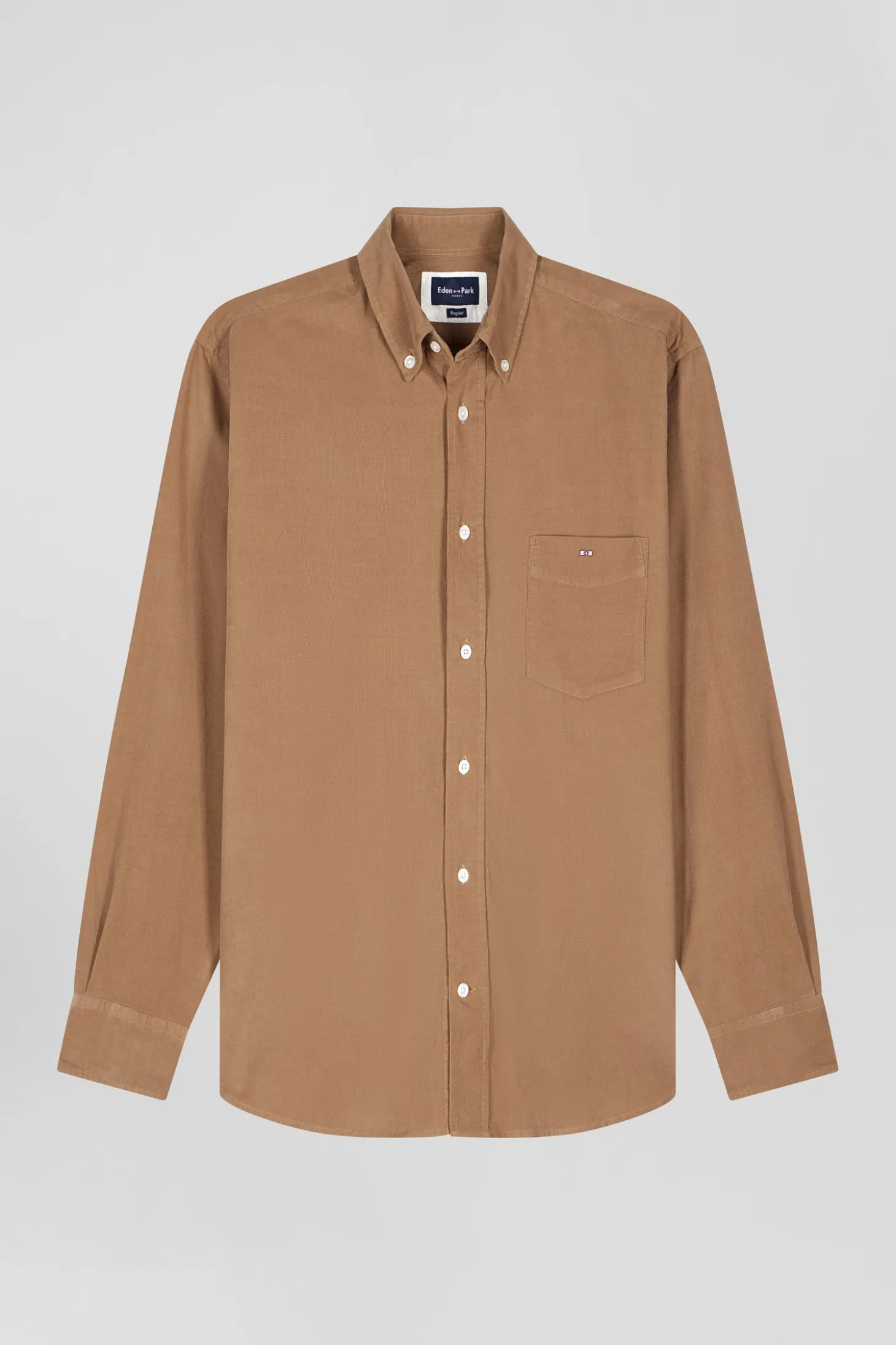 Regular plain camel cotton shirt with button-down collar and chest pocket
