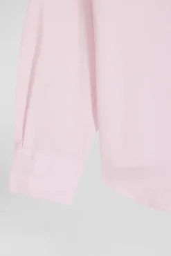 Regular plain pink cotton shirt with button-down collar and chest pocket
