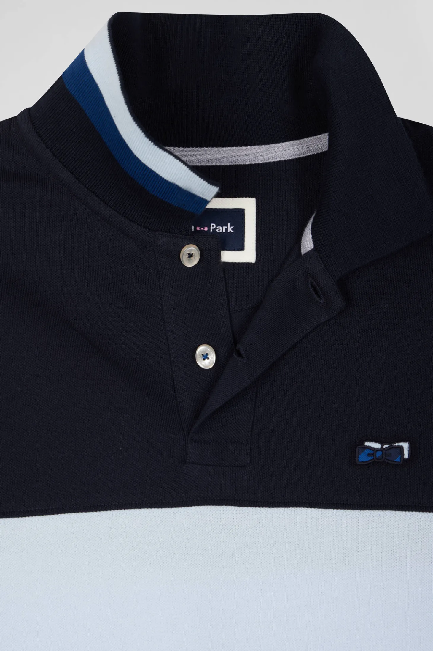 Regular sky blue long-sleeved cotton piqué polo shirt with sleeve embroidery