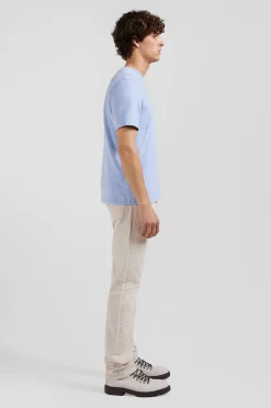 Regular sky blue short-sleeved cotton T-shirt with back patch