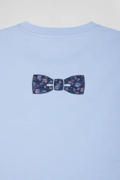 Regular sky blue short-sleeved cotton T-shirt with back patch