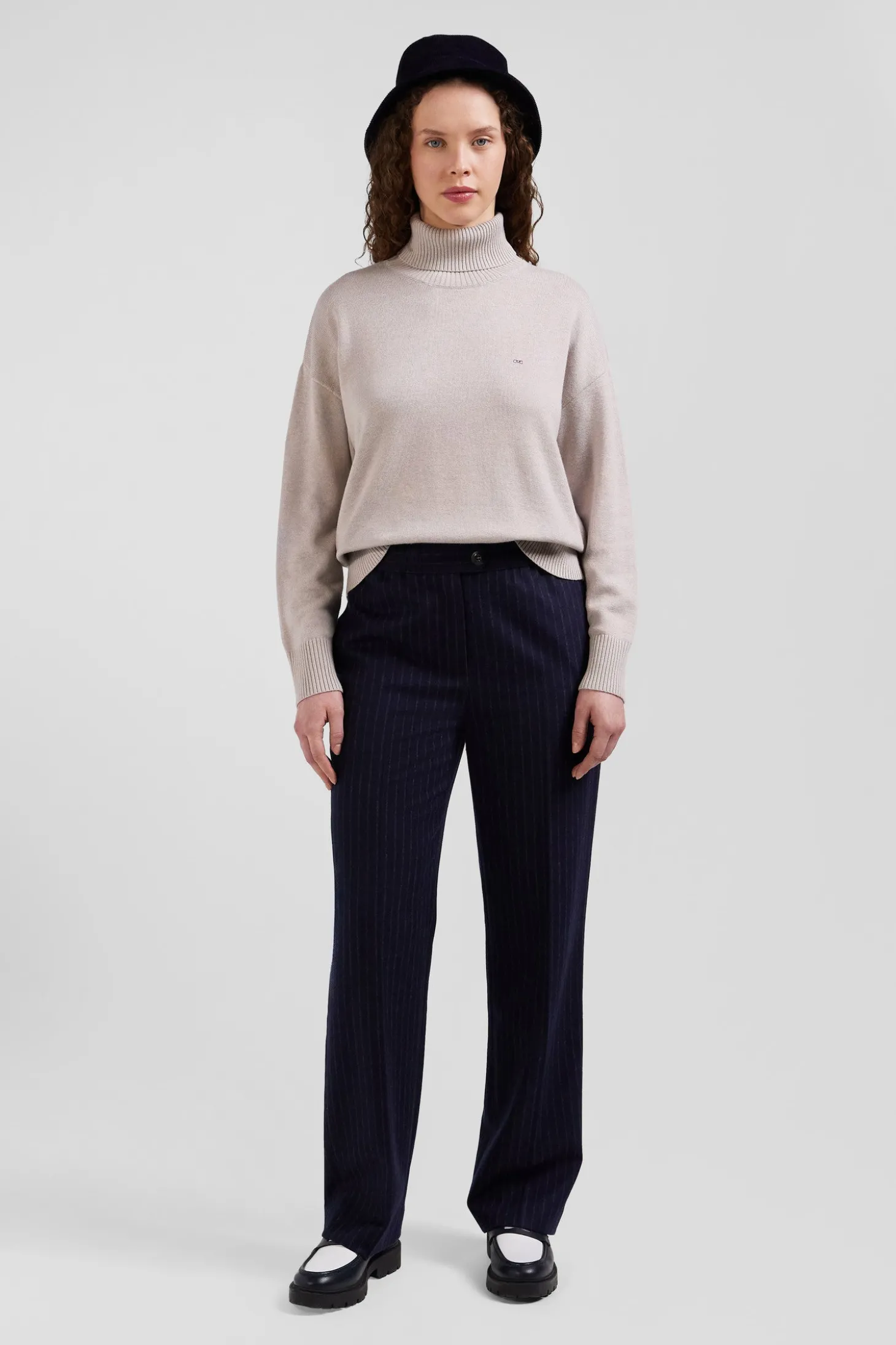 Relaxed beige wool and cotton turtleneck jumper