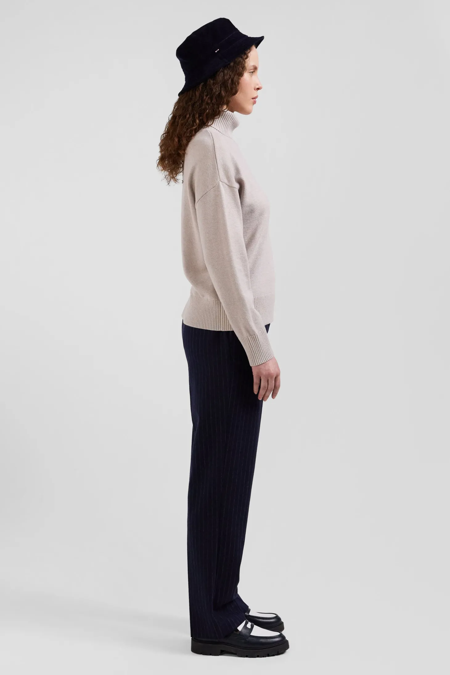 Relaxed beige wool and cotton turtleneck jumper