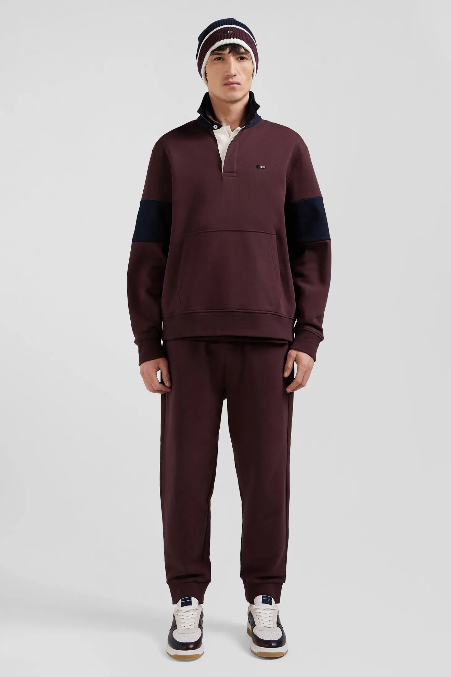 Relaxed burgundy cotton sweatshirt with rugby shirt collar