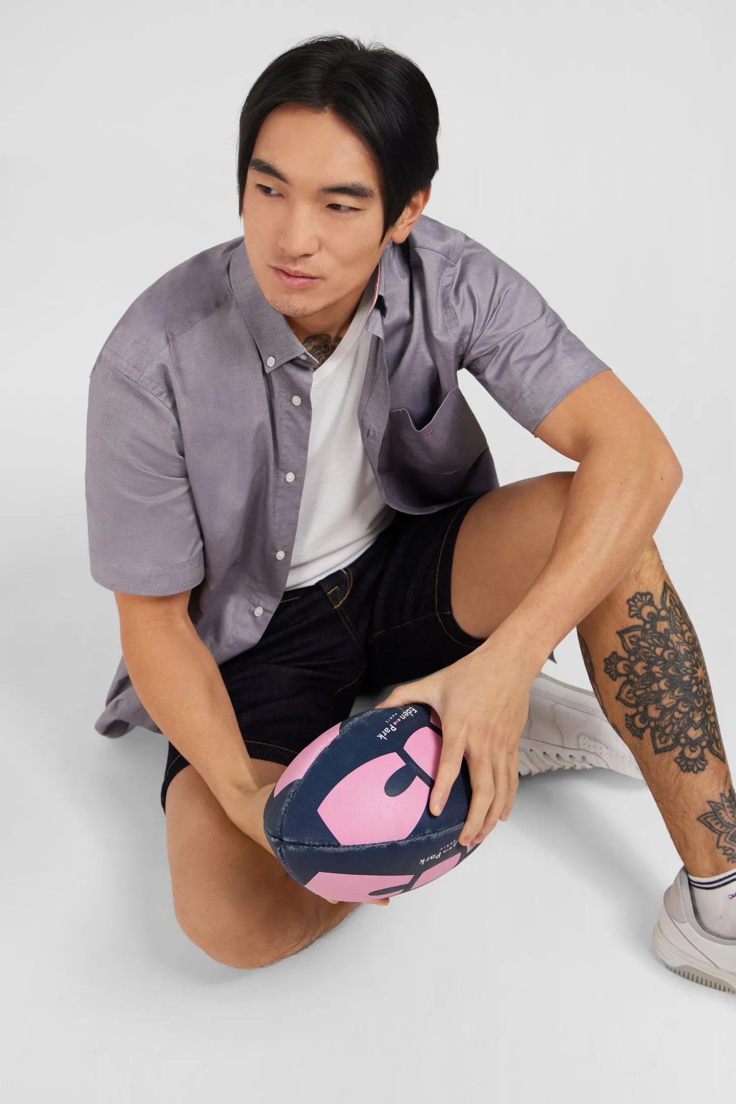 Short sleeved grey cotton shirt