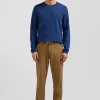 Slim blue long-sleeved cotton T-shirt