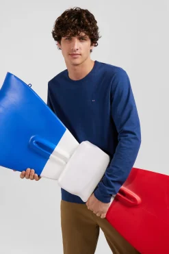 Slim blue long-sleeved cotton T-shirt